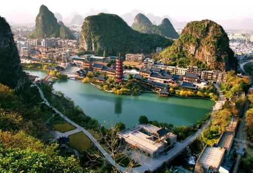 桂林山水甲天下，阳朔小漓江品质四日游